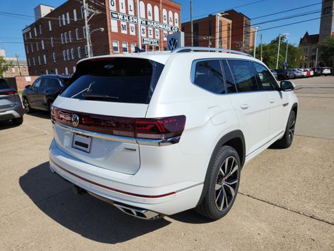 New 2026 Volkswagen Atlas SEL Premium R-Line image 7