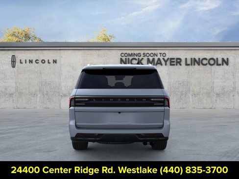 New 2026 Lincoln Navigator Reserve AWD/4WD image 5