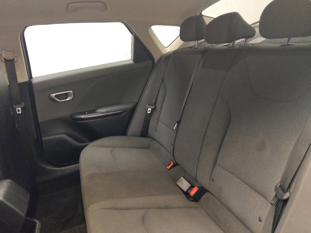 Used 2025 Kia K4 FWD image 18