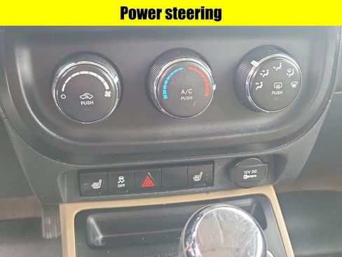 Used 2015 Jeep Patriot High Altitude image 17