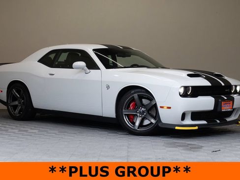Used 2020 Dodge Challenger SRT Hellcat Redeye RWD image 2
