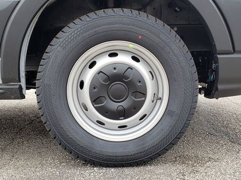 New 2025 Ford Transit 250 Low Roof RWD image 19