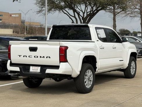 New 2026 Toyota Tacoma SR5 image 4