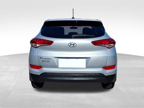 Used 2016 Hyundai Tucson SE image 25