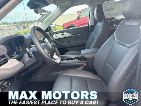 New 2026 Ford Explorer Active w/ Active Comfort Package AWD/4WD image 18