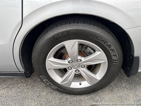 Used 2019 Honda Odyssey EX-L image 10