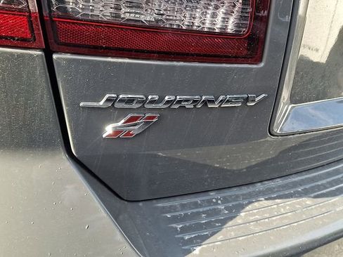 Used 2019 Dodge Journey Crossroad image 5