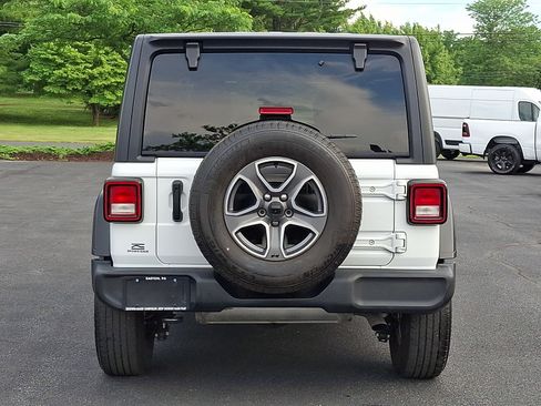 Certified 2022 Jeep Wrangler Unlimited Sport AWD/4WD image 5