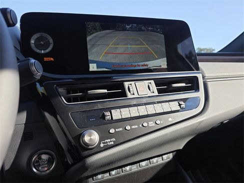 New 2025 Lexus ES 350 w/ Premium Package image 30