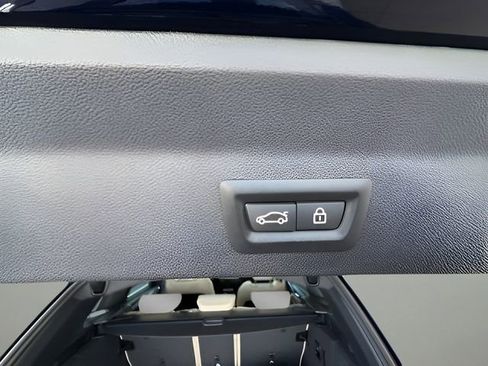 Used 2023 BMW X3 sDrive30i w/ Premium Package image 32