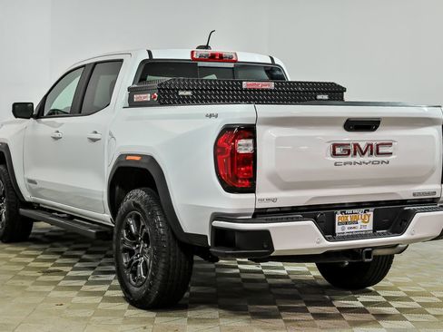 Used 2024 GMC Canyon Elevation w/ Elevation Premium Package AWD/4WD image 6