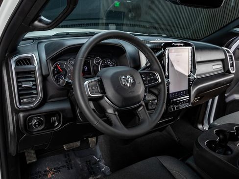 Used 2026 RAM 2500 Big Horn AWD/4WD image 17