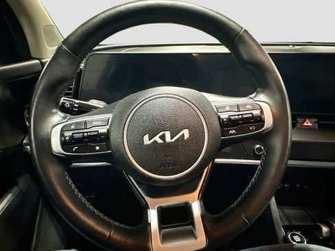 Used 2023 Kia Sportage EX AWD/4WD image 11