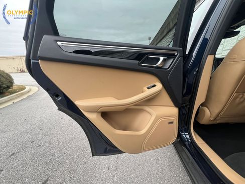 Used 2017 Porsche Macan S w/ Premium Package Plus image 52