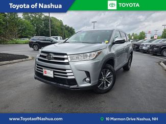 Used 2019 Toyota Highlander XLE AWD/4WD video 1