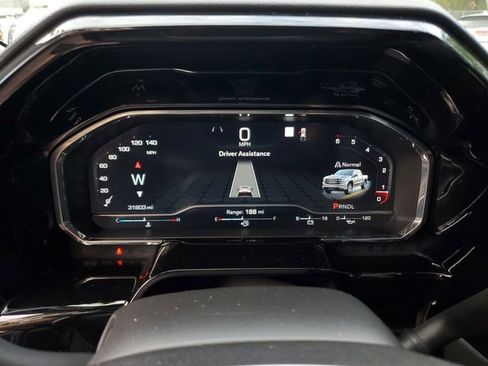 Used 2023 GMC Sierra 1500 SLE image 30