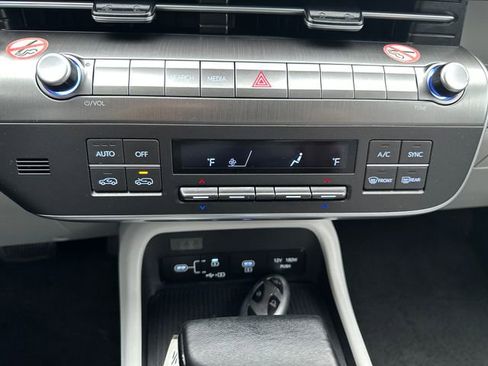 Certified 2025 Hyundai Kona SEL image 16