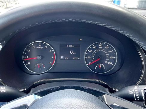 Used 2023 Kia Seltos S FWD image 19