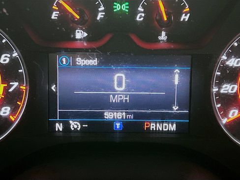 Used 2020 Chevrolet Camaro LT RWD image 7