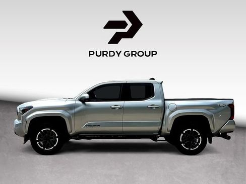 Used 2024 Toyota Tacoma TRD Sport RWD image 5