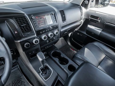 Used 2021 Toyota Sequoia TRD Pro AWD/4WD image 40