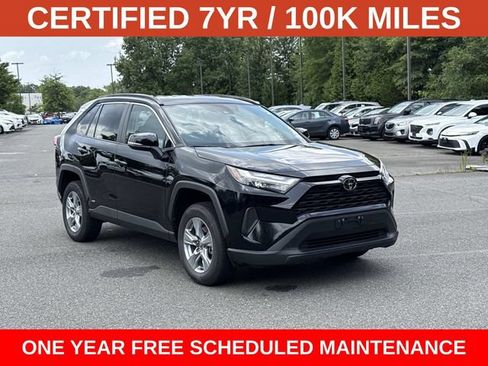 Used 2025 Toyota RAV4 XLE AWD/4WD image 1