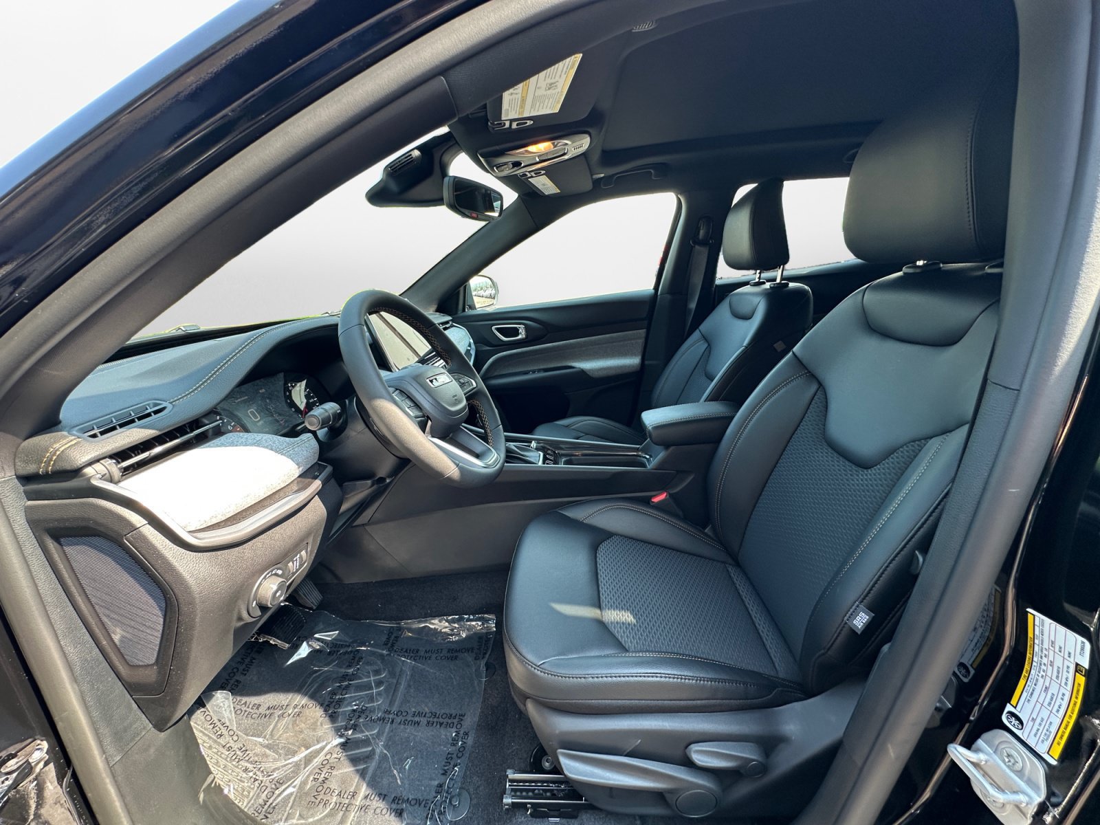New 2026 Jeep Compass Latitude AWD/4WD image 11
