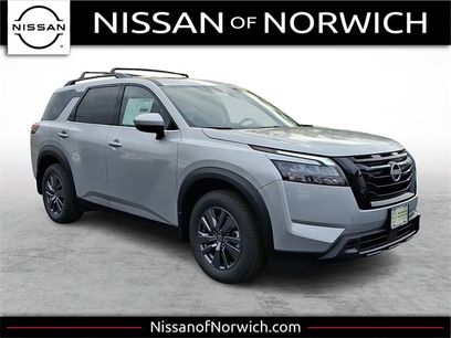 New 2025 Nissan Pathfinder SV
