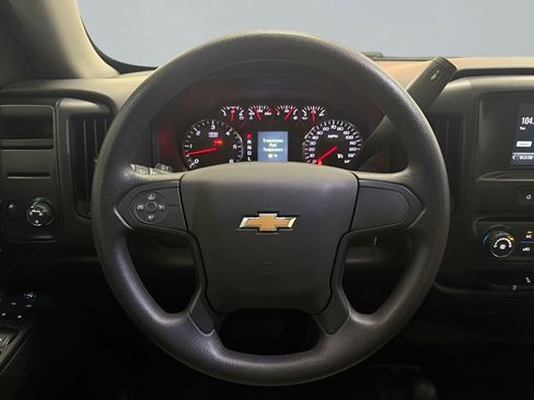 Used 2019 Chevrolet Silverado 1500 W/T w/ WT Convenience Package AWD/4WD image 17