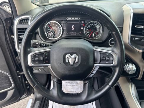 Used 2022 RAM 1500 Laramie AWD/4WD image 42