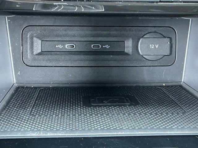 Used 2023 Volkswagen Atlas Cross Sport SE FWD image 26