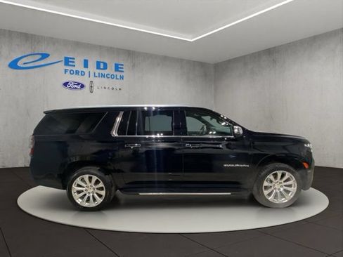 Used 2021 Chevrolet Suburban Premier AWD/4WD image 7