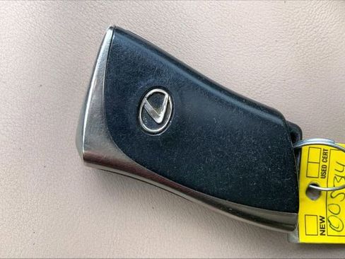 Used 2021 Lexus ES 250 w/ Premium Package image 33