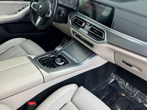 Used 2023 BMW X5 M50i w/ Executive Package image 17