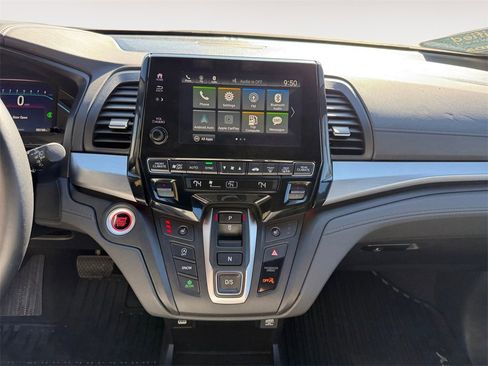 Certified 2024 Honda Odyssey Sport image 10