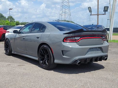 Used 2019 Dodge Charger Scat Pack w/ Dynamics Package RWD image 18