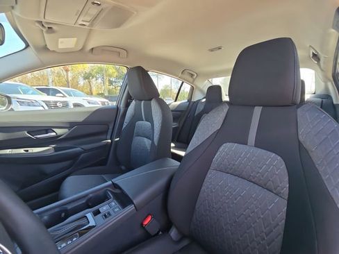 New 2026 Nissan Sentra SV w/ SV Convenience Package FWD image 14
