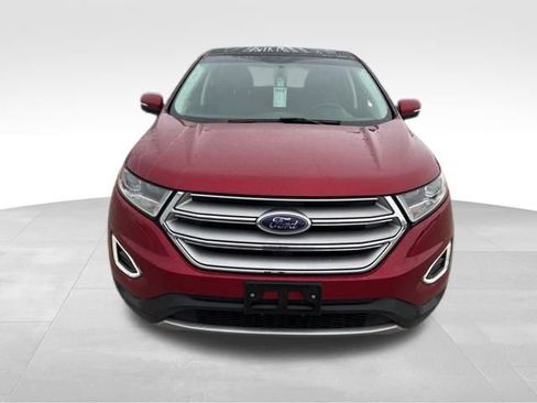 Used 2018 Ford Edge Titanium w/ Equipment Group 301A image 8