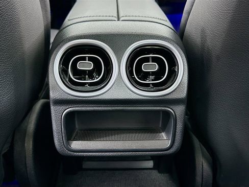 Used 2022 Mercedes-Benz C 300 4MATIC Sedan w/ Exclusive Trim Package image 31