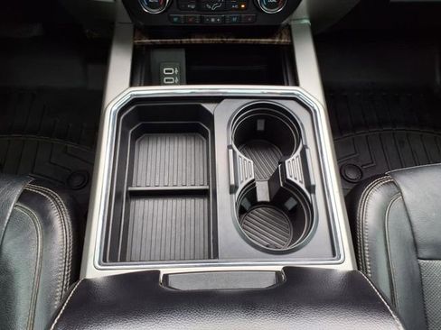 Used 2019 Ford F250 Lariat w/ Tow Technology Bundle image 13