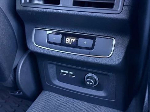 Used 2021 Audi SQ5 Premium Plus w/ Premium Plus Package image 21