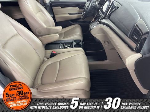 Used 2024 Honda Odyssey Touring image 18