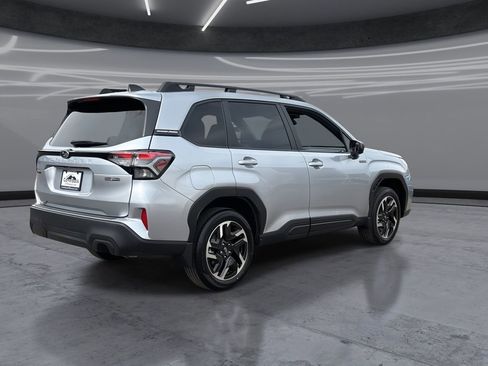 New 2026 Subaru Forester Premium AWD/4WD image 5