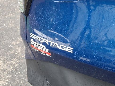 Used 2023 Kia Sportage EX FWD image 19