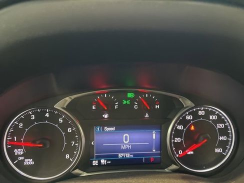 Used 2022 GMC Terrain SLE w/ Driver Convenience Package image 11