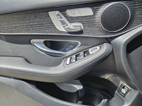 Certified 2021 Mercedes-Benz GLC 300 image 22