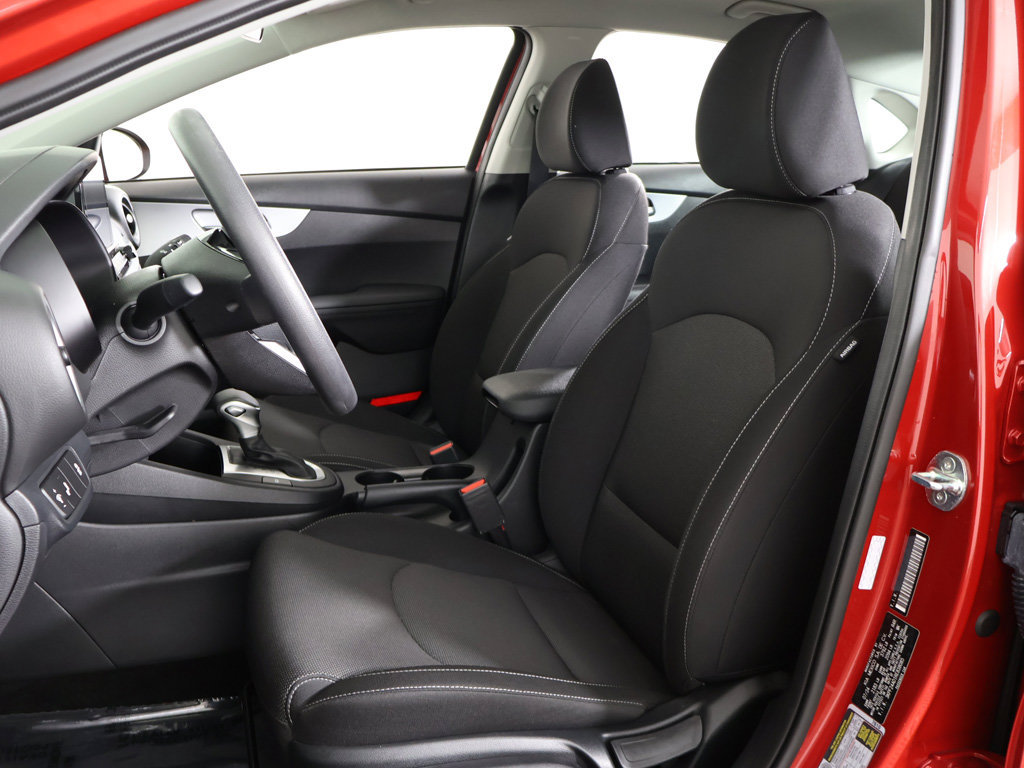 Certified 2024 Kia Forte LXS w/ LXS Technology Package FWD image 29