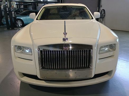 Used 2011 Rolls-Royce Ghost RWD image 9