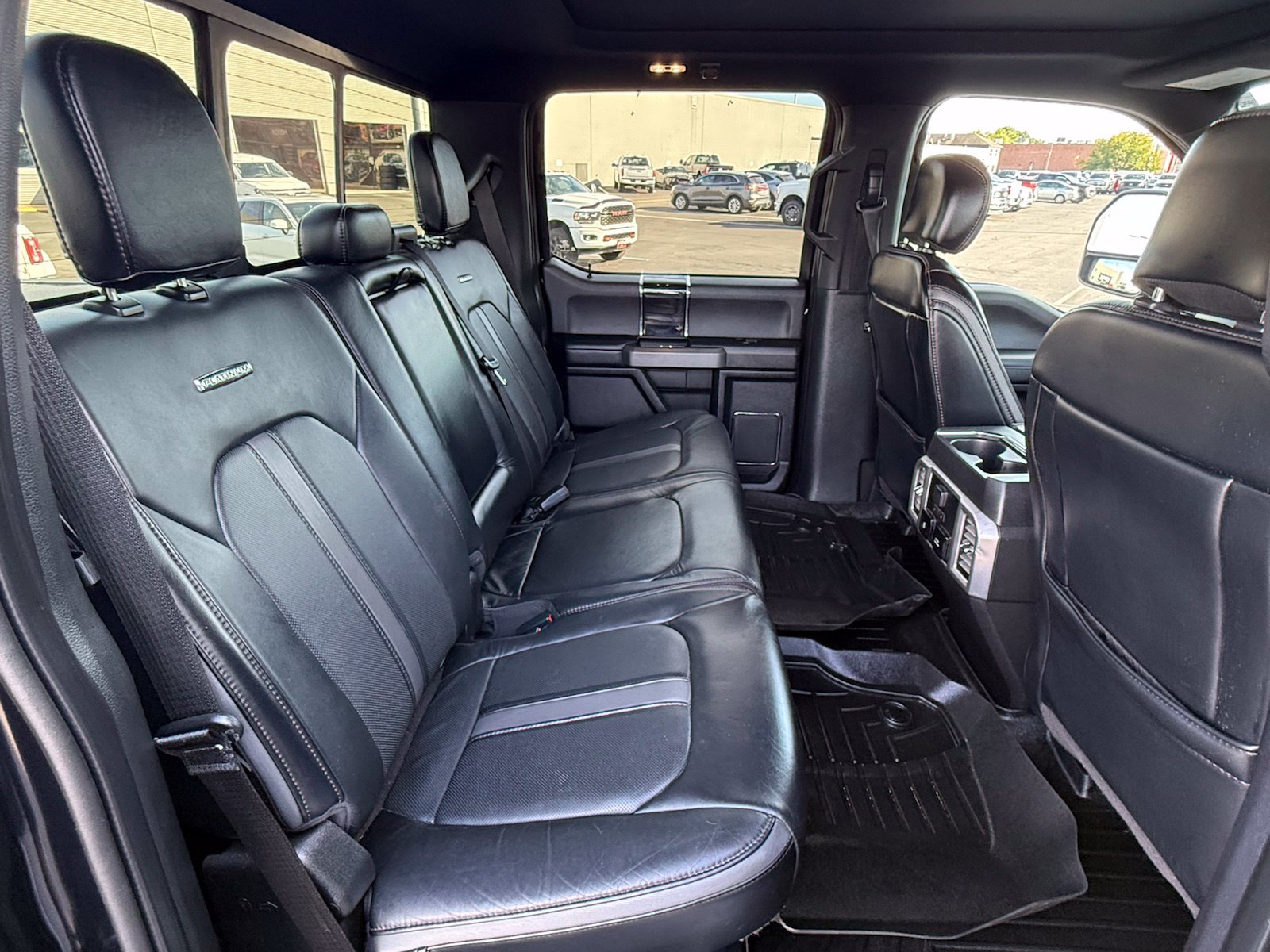 Used 2020 Ford F350 Platinum w/ FX4 Off-Road Package AWD/4WD image 15