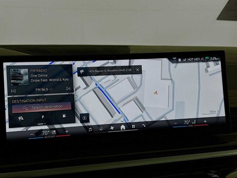 Used 2024 BMW X7 xDrive40i w/ Executive Package image 15